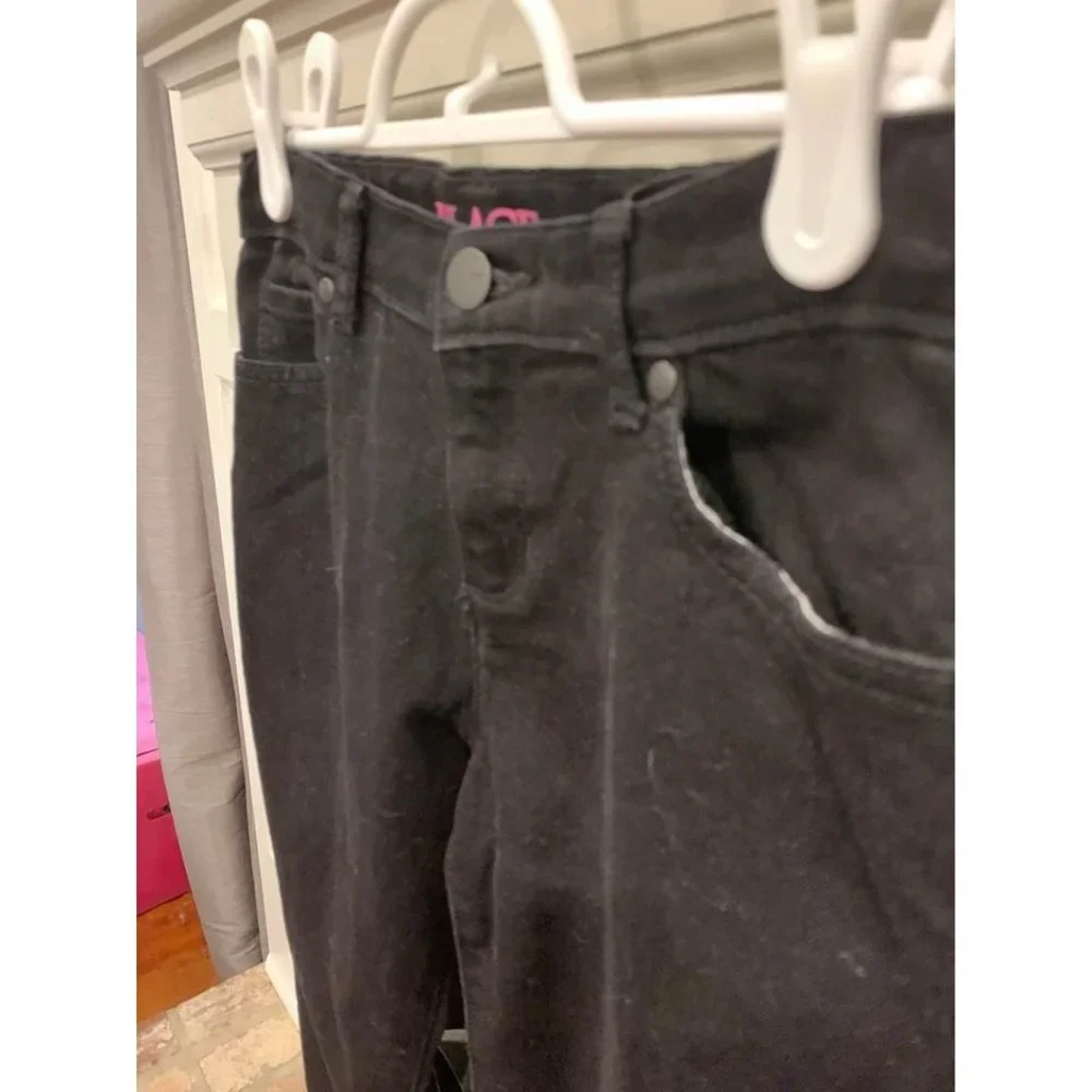 The Children’s Place adjustable black jeans, size 12 kids super skinny (bin D)